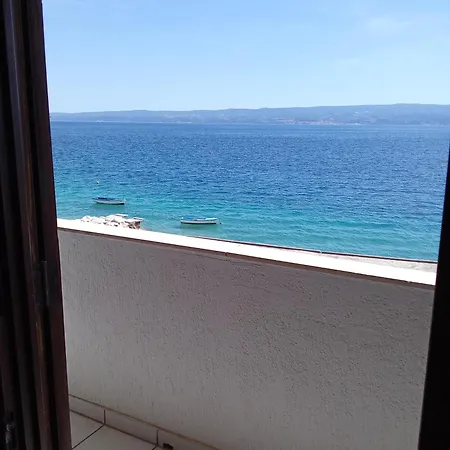 Apartament Krilo *